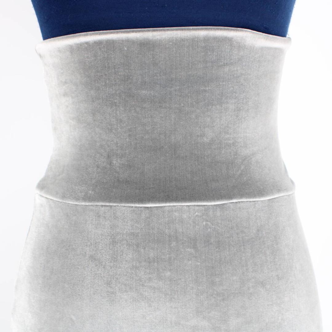 【美品 フラメンコ衣装】グレー ファルダ スカート ベロア ハイウエスト 水玉