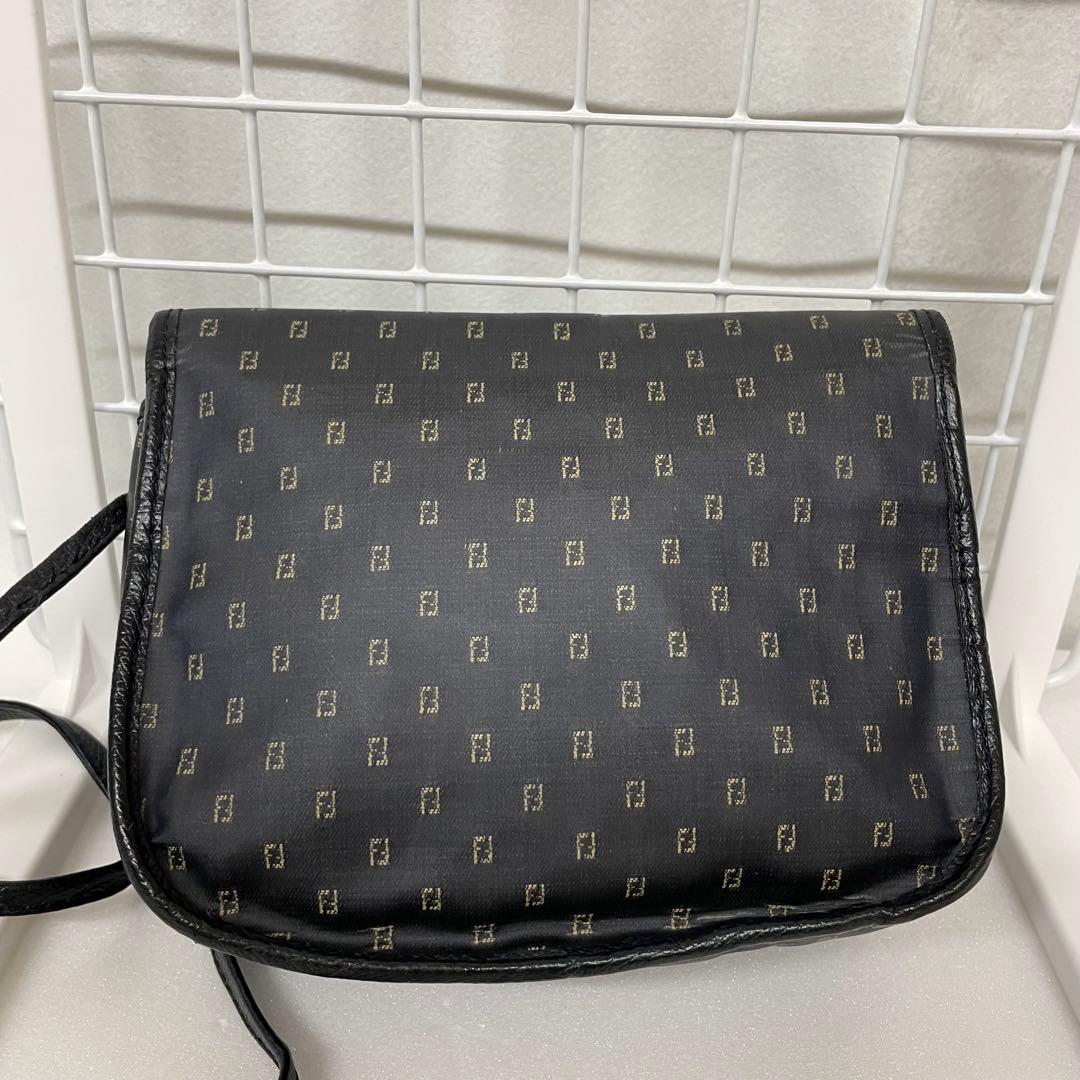 FENDI フェンディ vintage ヴィンテージ ショルダー ロゴ