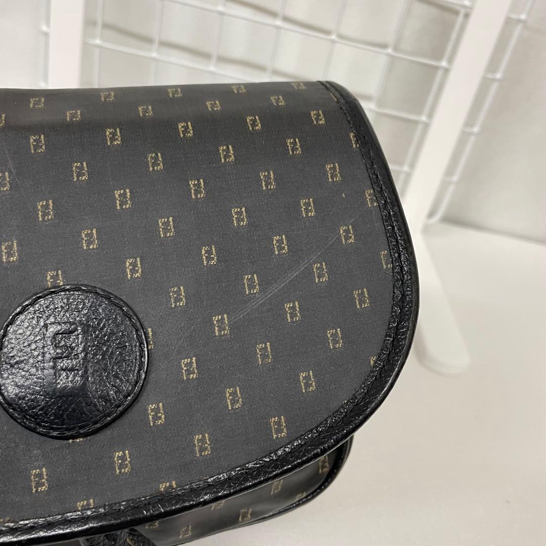 FENDI フェンディ vintage ヴィンテージ ショルダー ロゴ