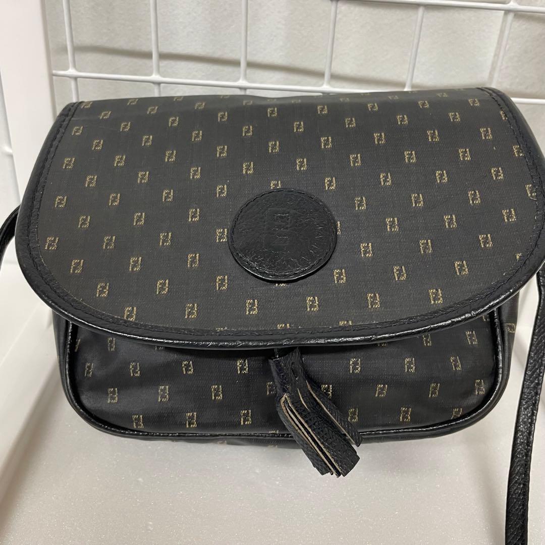 FENDI フェンディ vintage ヴィンテージ ショルダー ロゴ