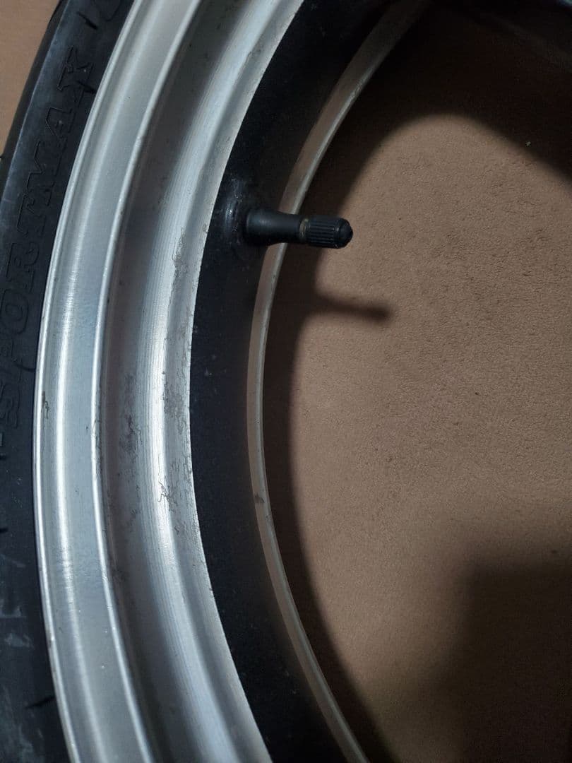 ZZR1100D フロントホイール