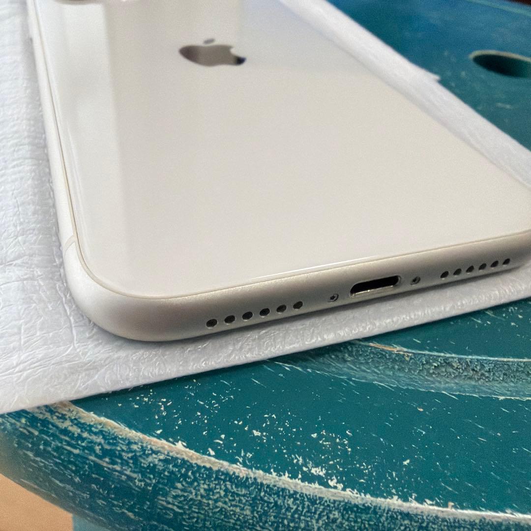 iPhone 11 ホワイト 64GB 本体 箱のみ