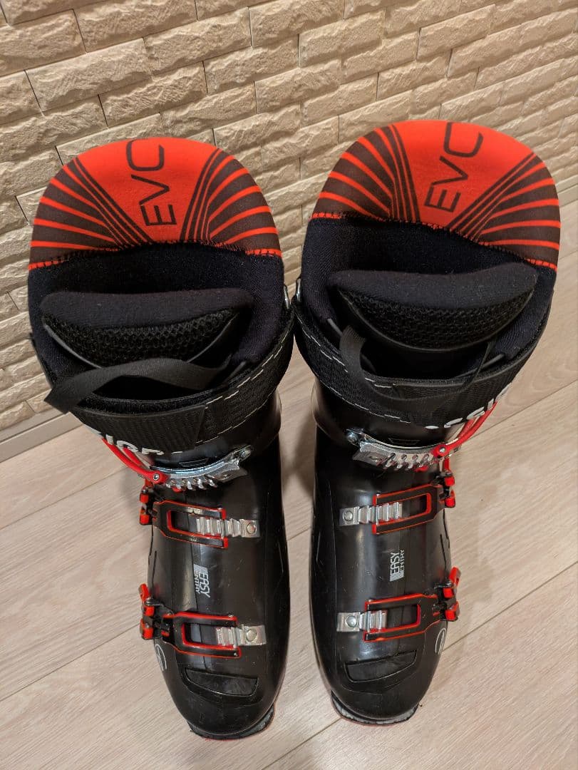 ROSSIGNOL EVO70 28.5cm ラスト幅104mm　スキーブーツ