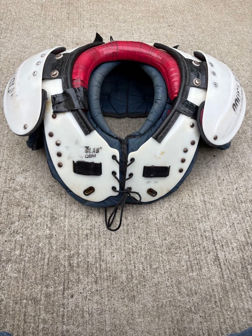 DOUGLAS QBM ショルダーパッド