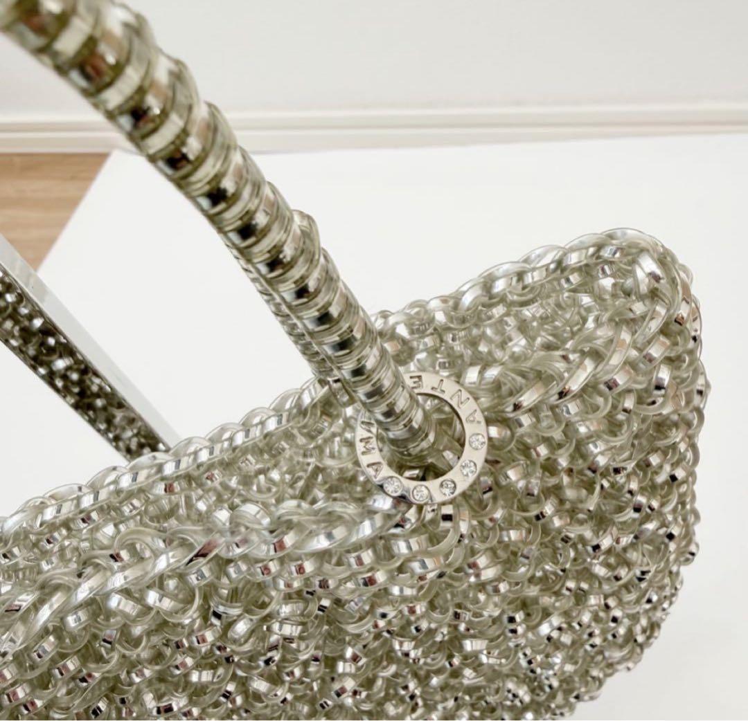 アンテプリマ　スタンダードスクエア　ミディアム　シルバー、インナーポーチ付き