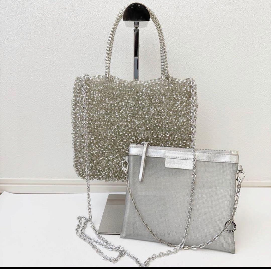 アンテプリマ　スタンダードスクエア　ミディアム　シルバー、インナーポーチ付き