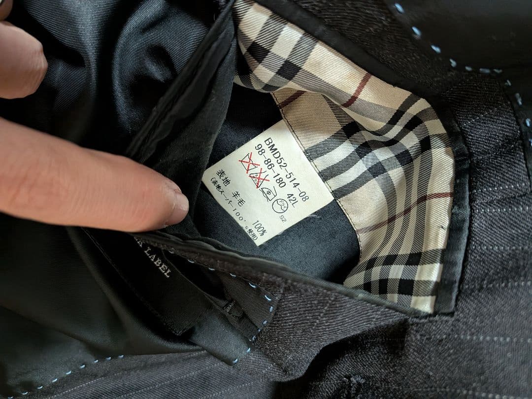 バーバリーブラックレーベル　スーツ42L