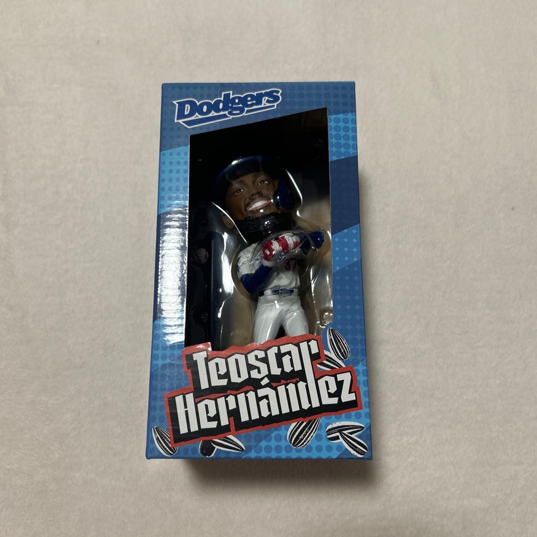 テオスカー・ヘルナンデス選手　ボブルヘッド　 ドジャース　MLB 新品未開封