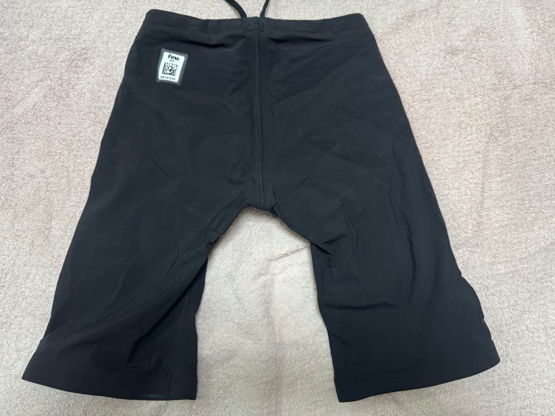 【値下げ】2021年購入　arena 競泳用　メンズ Topモデル　サイズXS