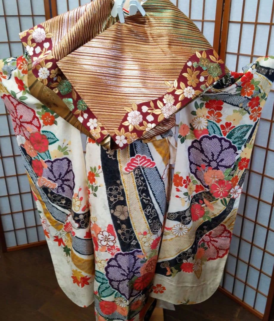 457❤迎春❤ 金通し　古典柄　正絹振袖8点フルセット　成人式卒業式謝恩会結婚式