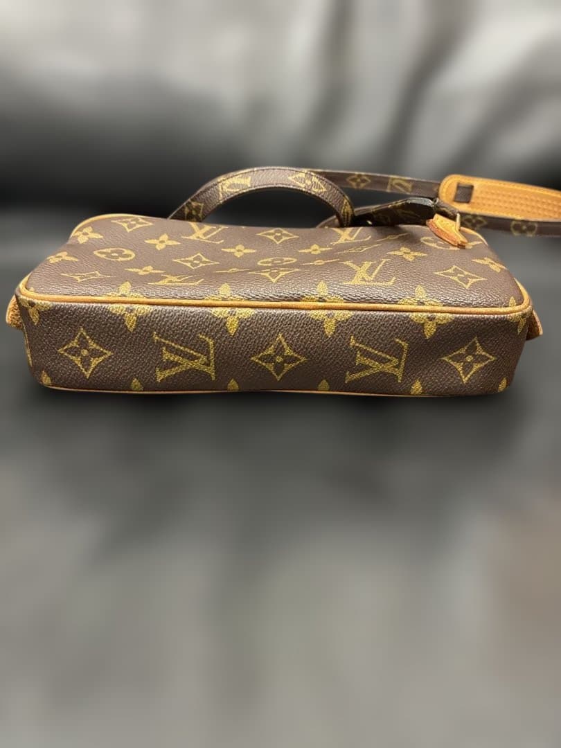 LOUIS VUITTON ポシェット マルリーバンドリエール M51828