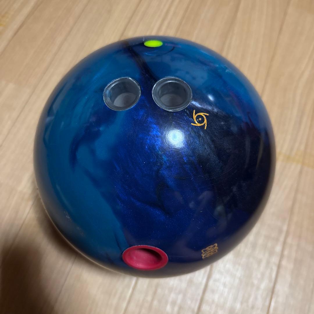 ASTRO PHYSX II ボウリングボール