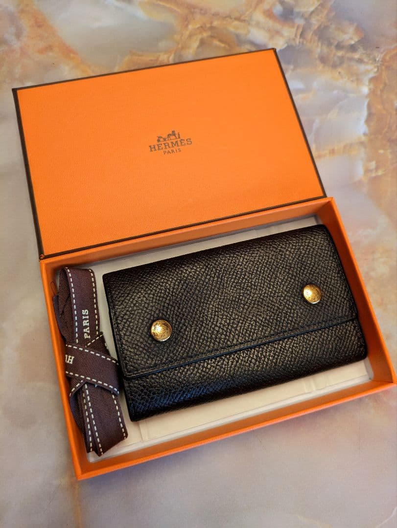 HERMES セリエキーケース　ゴールド金具　黒×赤　□L刻印　直営店購入