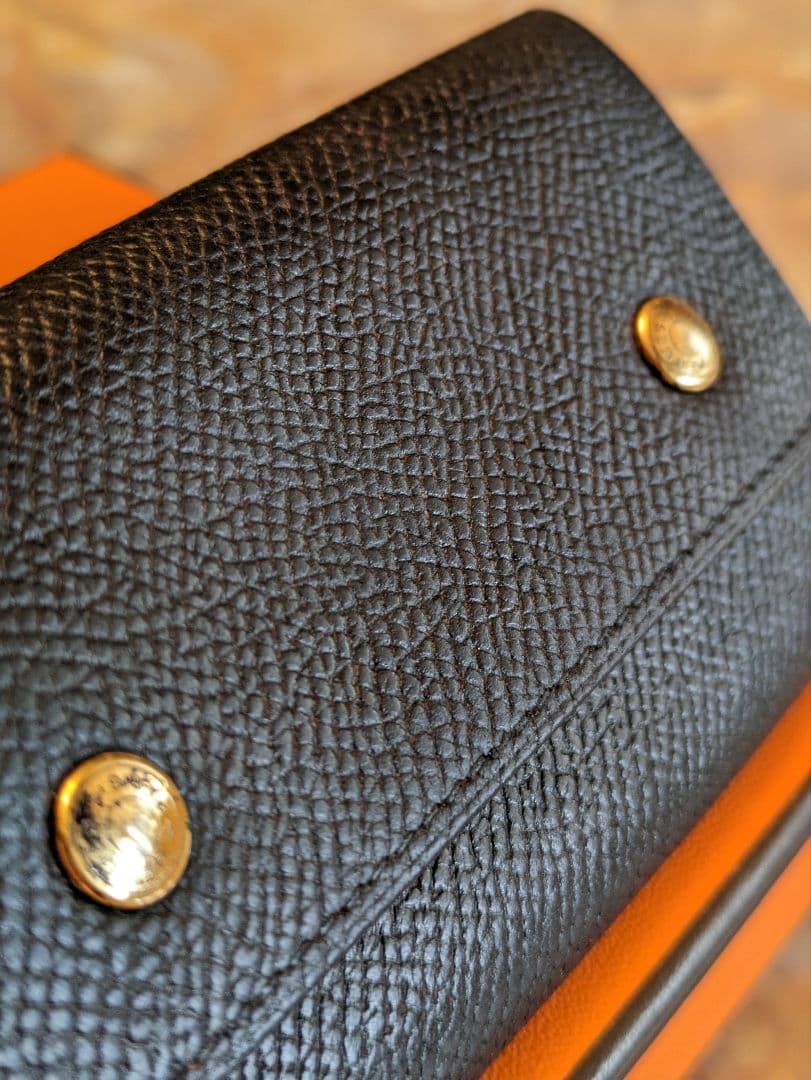 HERMES セリエキーケース　ゴールド金具　黒×赤　□L刻印　直営店購入