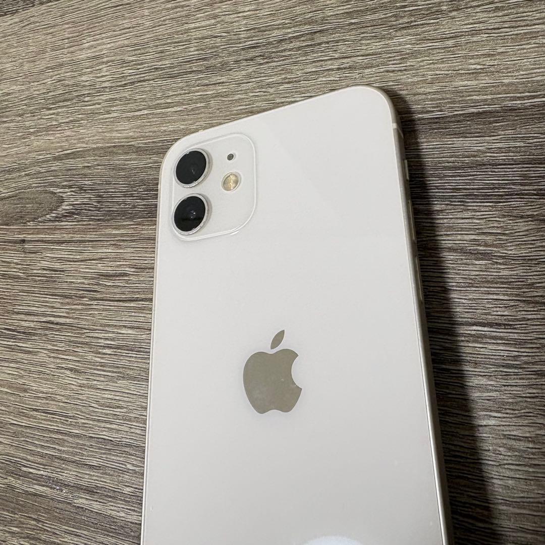 Apple iPhone 12 ホワイト 6.1インチ 本体 SIMフリー