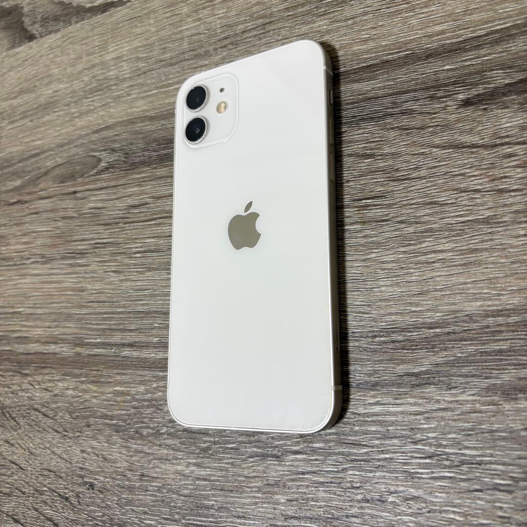 Apple iPhone 12 ホワイト 6.1インチ 本体 SIMフリー