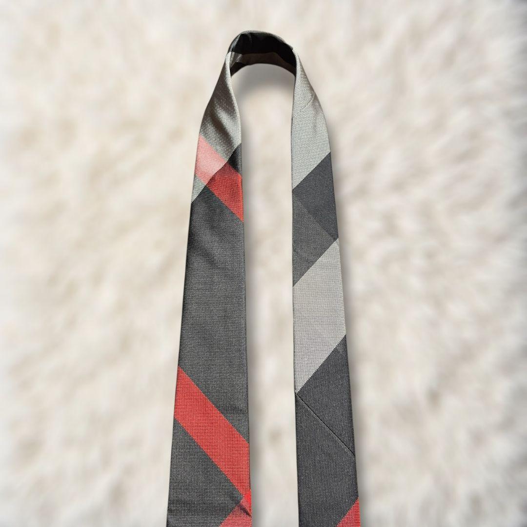 【未使用級✨】現行 バーバリー ジャイアントチェック柄 黒灰赤 ジャガード 細身