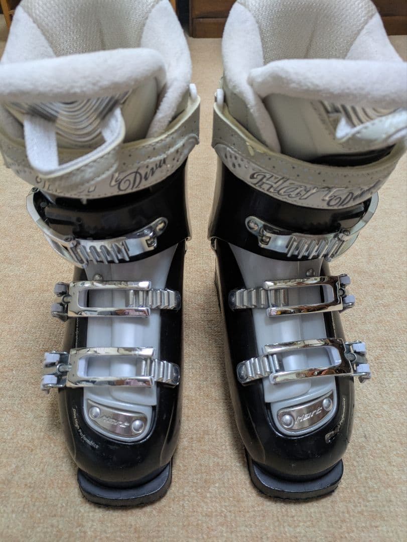 レディーススキーセット★145 Hart スキー板＆ストック＆ブーツ＆ケース付き