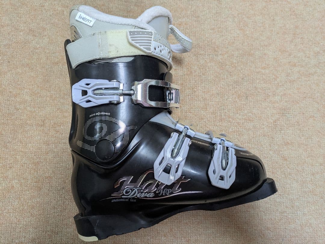 レディーススキーセット★145 Hart スキー板＆ストック＆ブーツ＆ケース付き