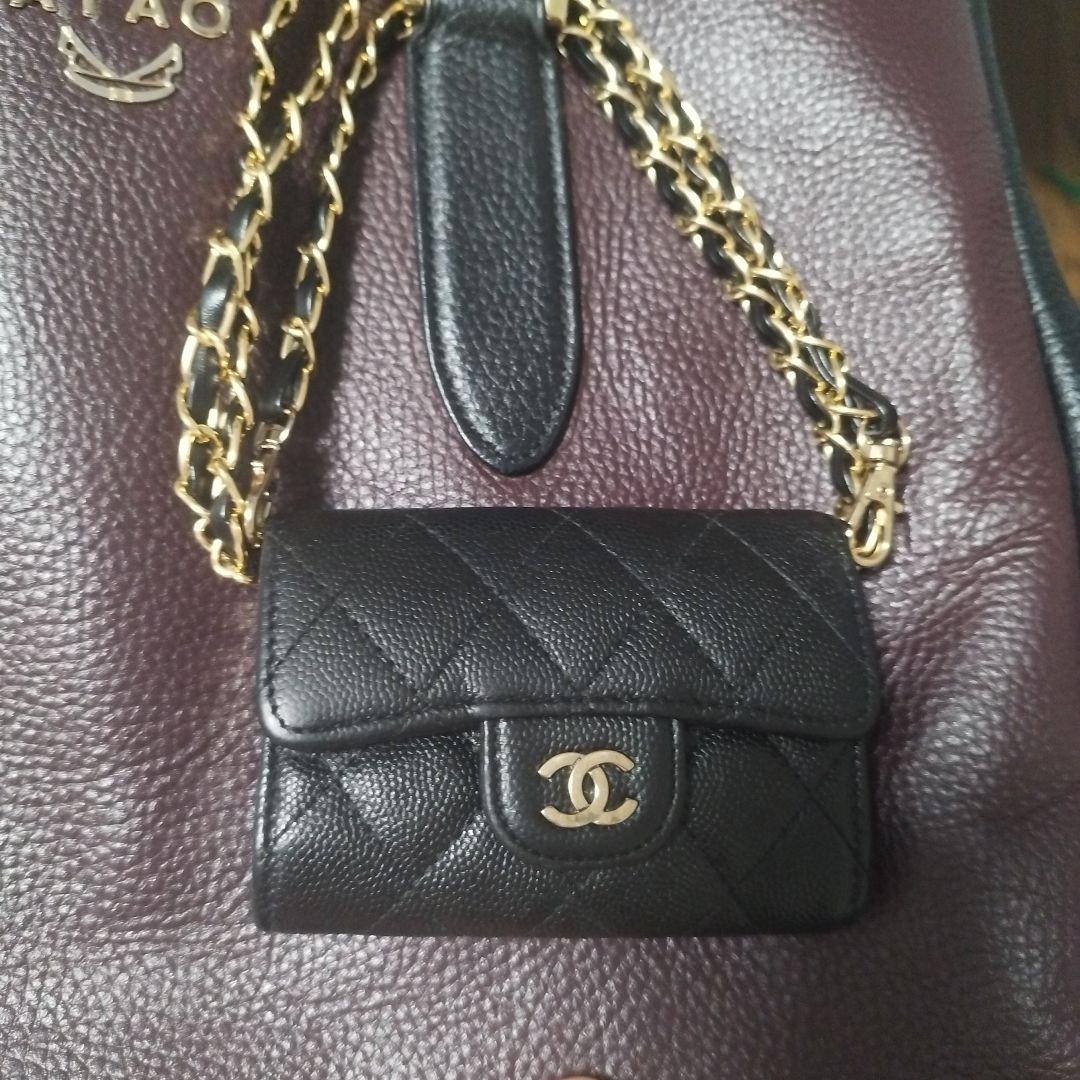 シャネル　キーケース　カードケース　斜めがけ