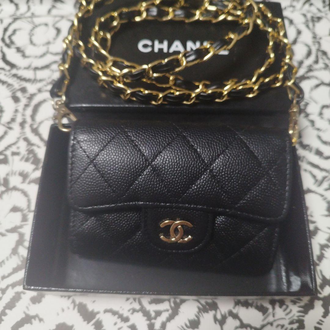 シャネル　キーケース　カードケース　斜めがけ