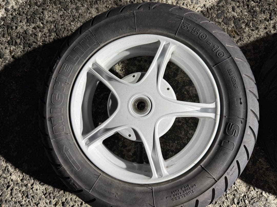 スーパジョグzr 純正ホイール 白塗装済み