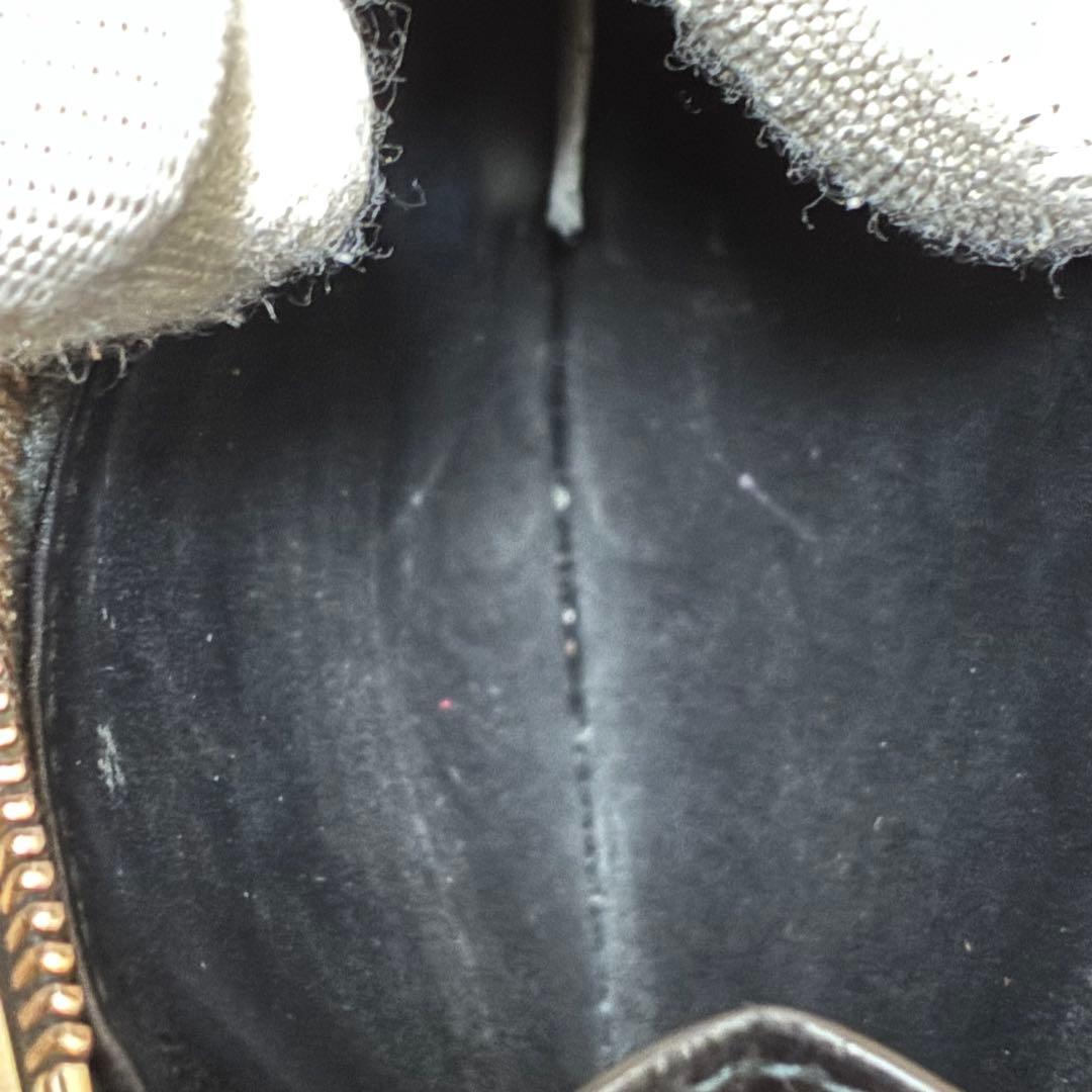 正規品　ボッテガヴェネタ　二つ折り財布　マキシイントレチャート　黒　レザー