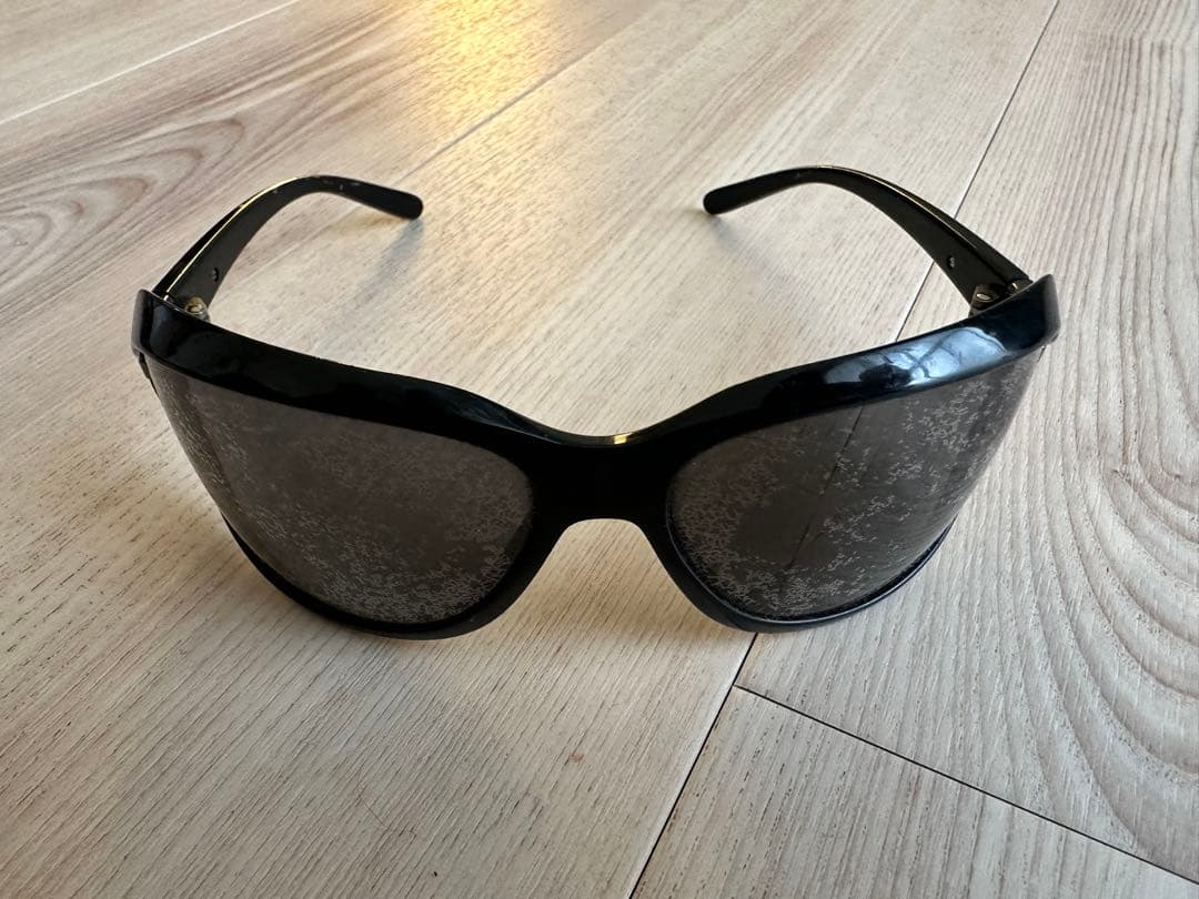 プラダ サングラス GACKT着用モデル！SPR14 ブラック&ブラウン2セット