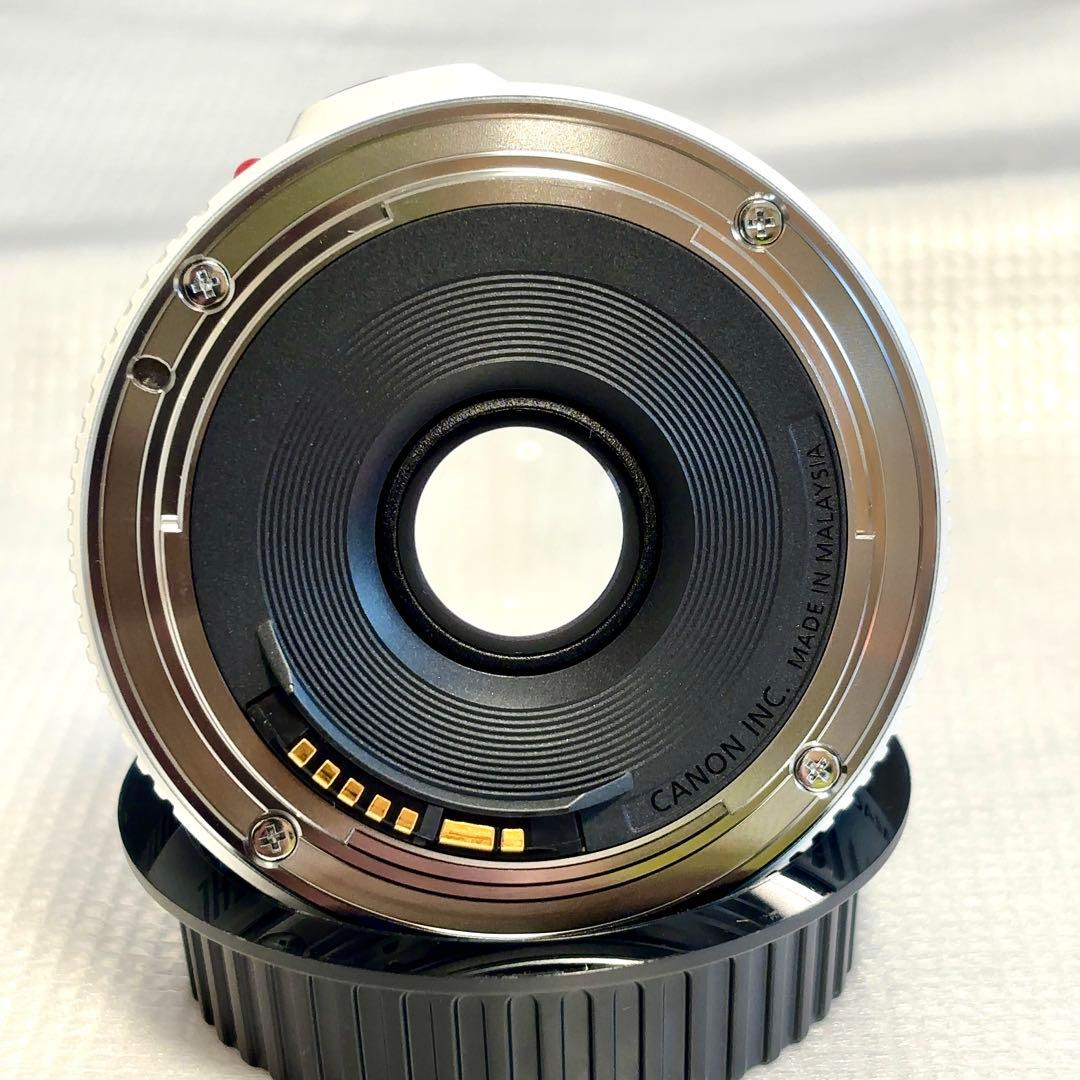 【美品】Canon EF40mm F2.8 STM ホワイト（フィルター付）