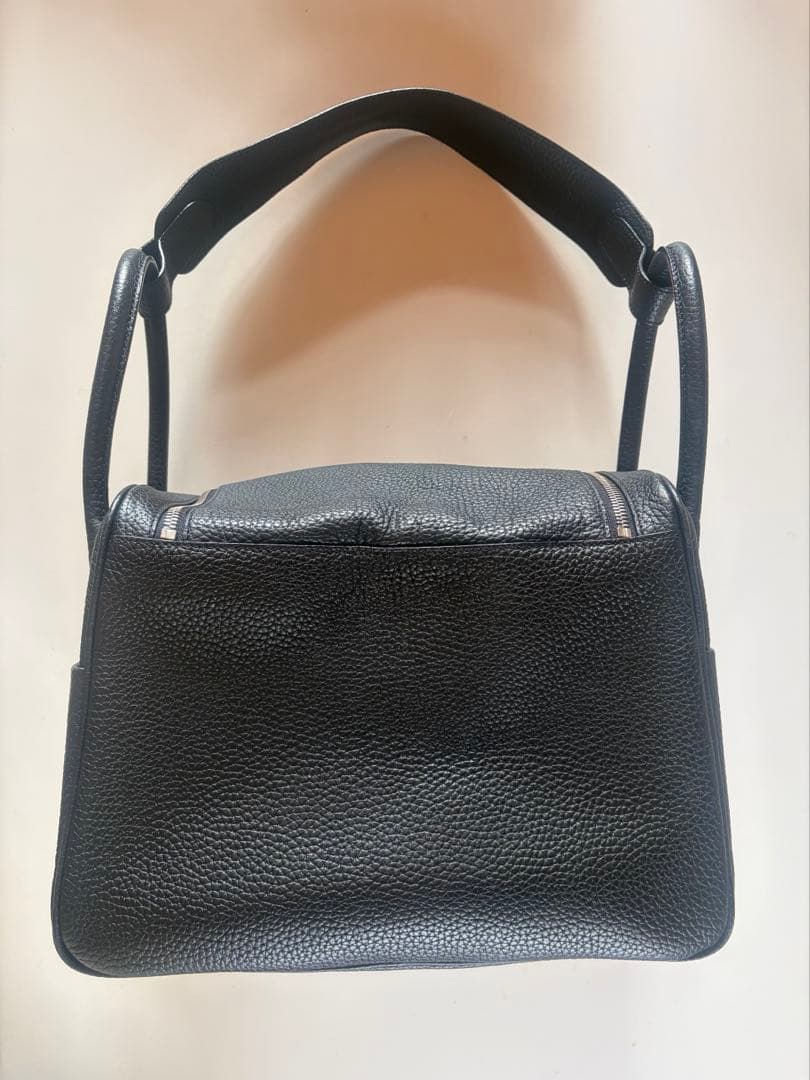 ブラックレザーショルダーバッグ 大きめサイズ ノーブランド