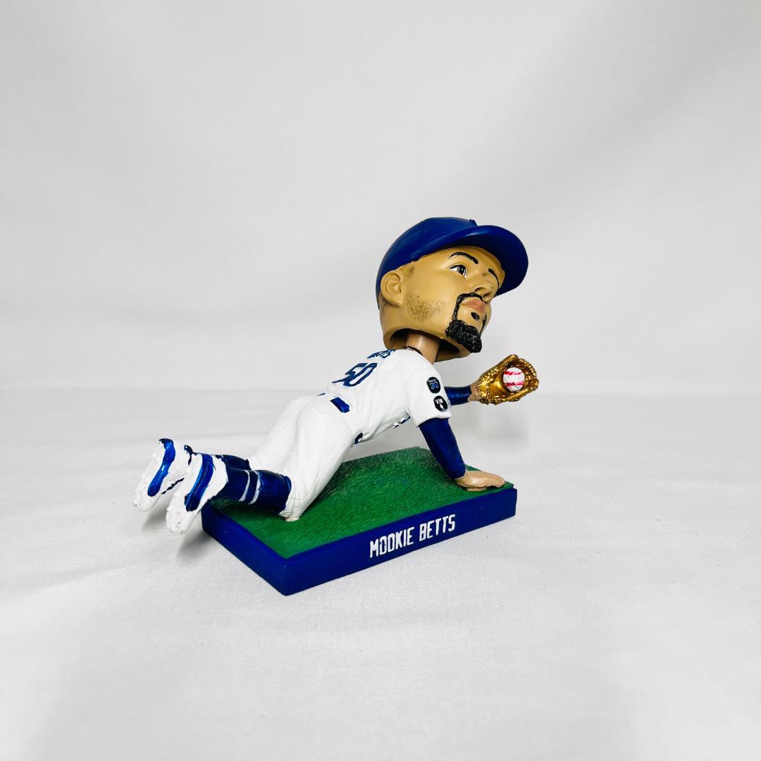 【レア・非売品】ムーキー・ベッツ ボブルヘッド ゴールドグラブ