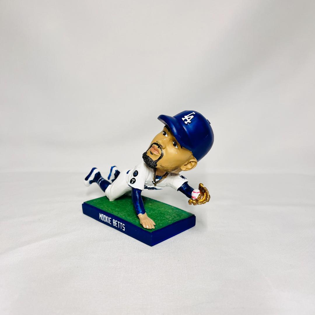 【レア・非売品】ムーキー・ベッツ ボブルヘッド ゴールドグラブ