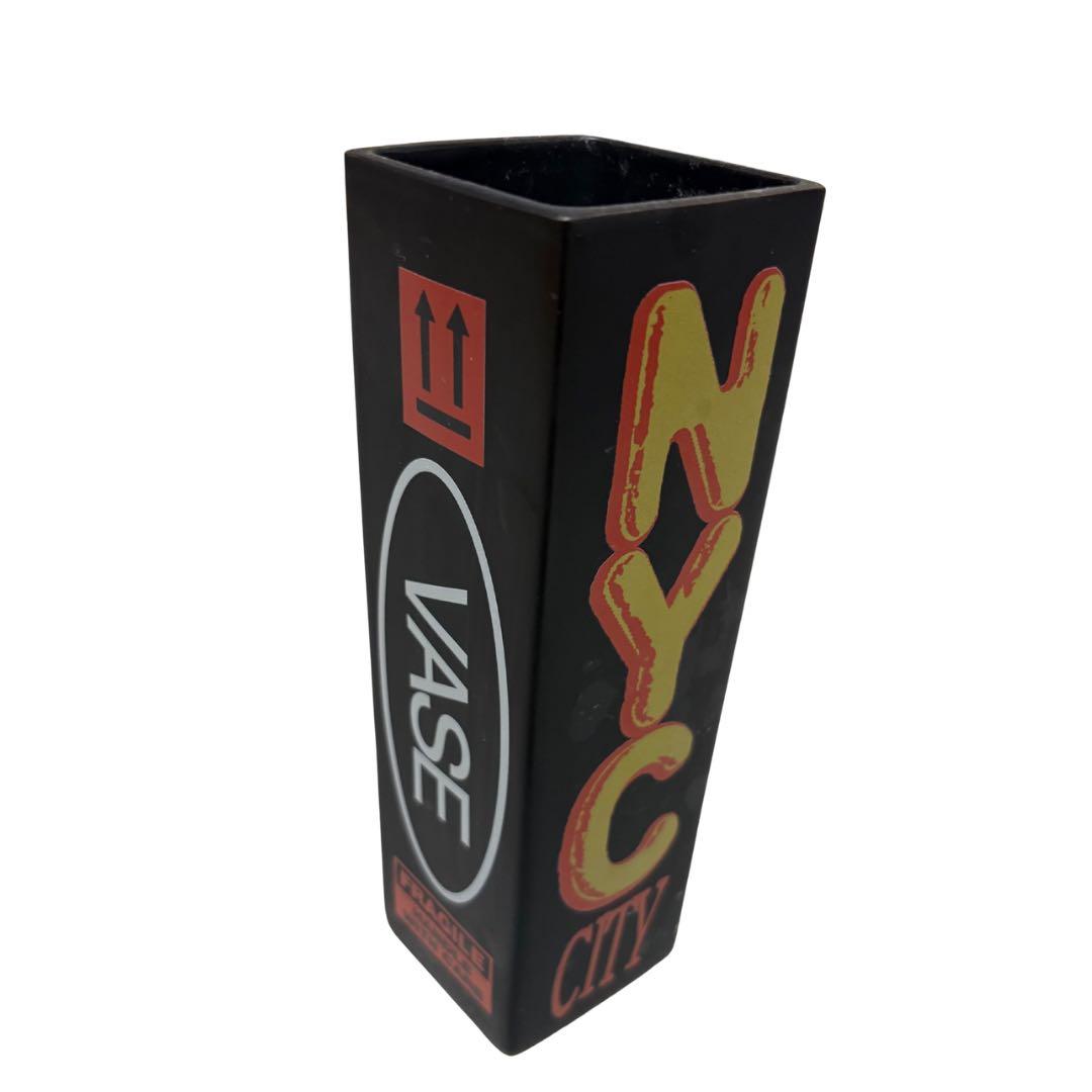  ECONOMICS EXPERIMENT/Blankmag/花瓶