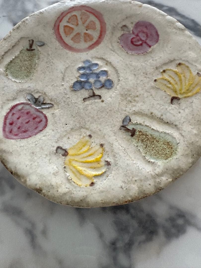 本田あつみ　フルーツ柄　小皿