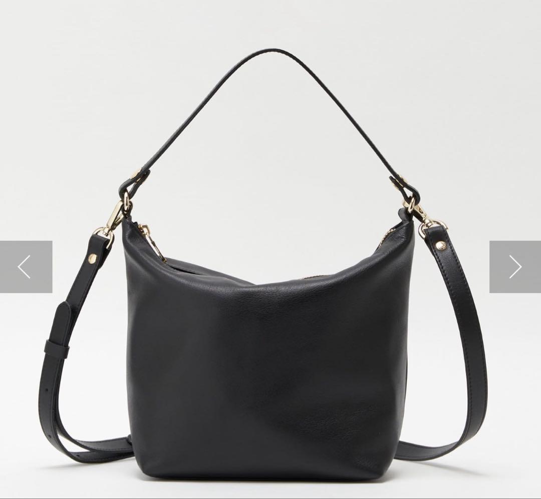 デイリーラシット　ソフトレザーシンプルショルダーバッグ