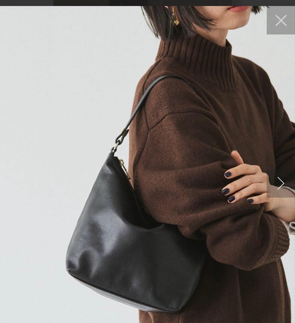 デイリーラシット　ソフトレザーシンプルショルダーバッグ