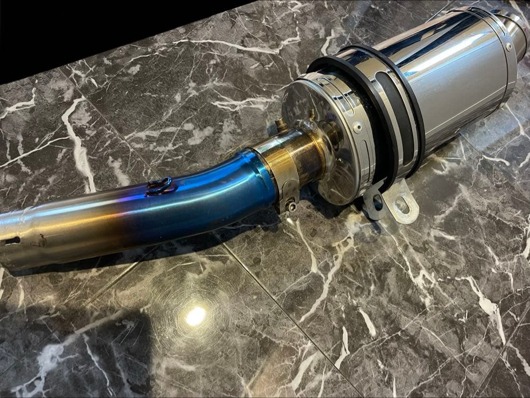 DELKEVICスリップオンマフラーcb400sf用