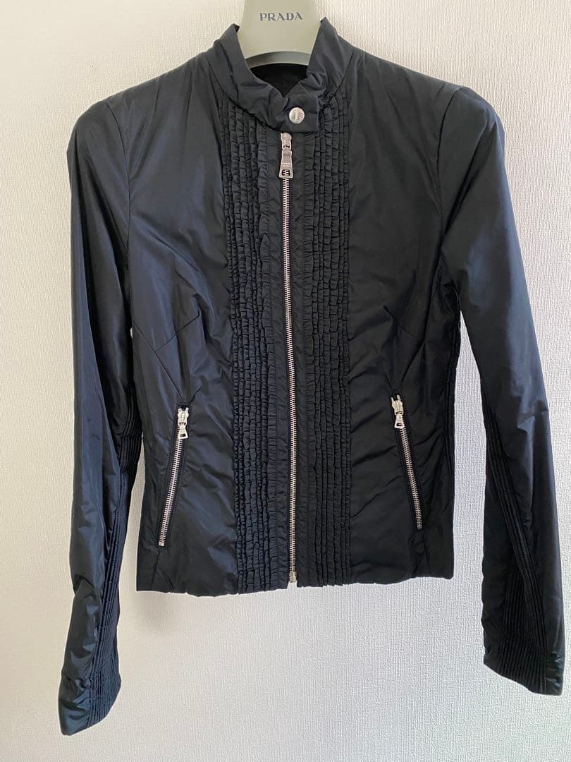 PRADA ブラック ジャンパー・ブルゾン
