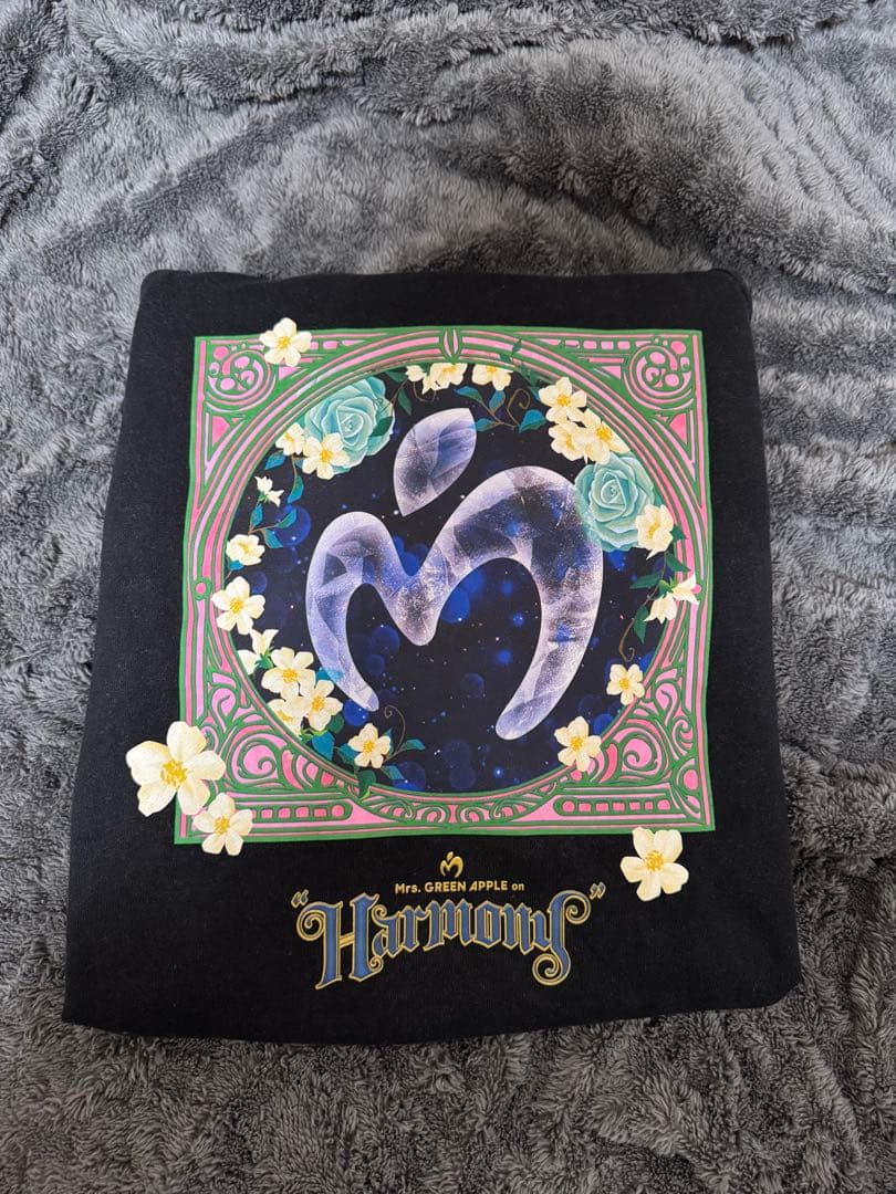 トップス naotonaoto