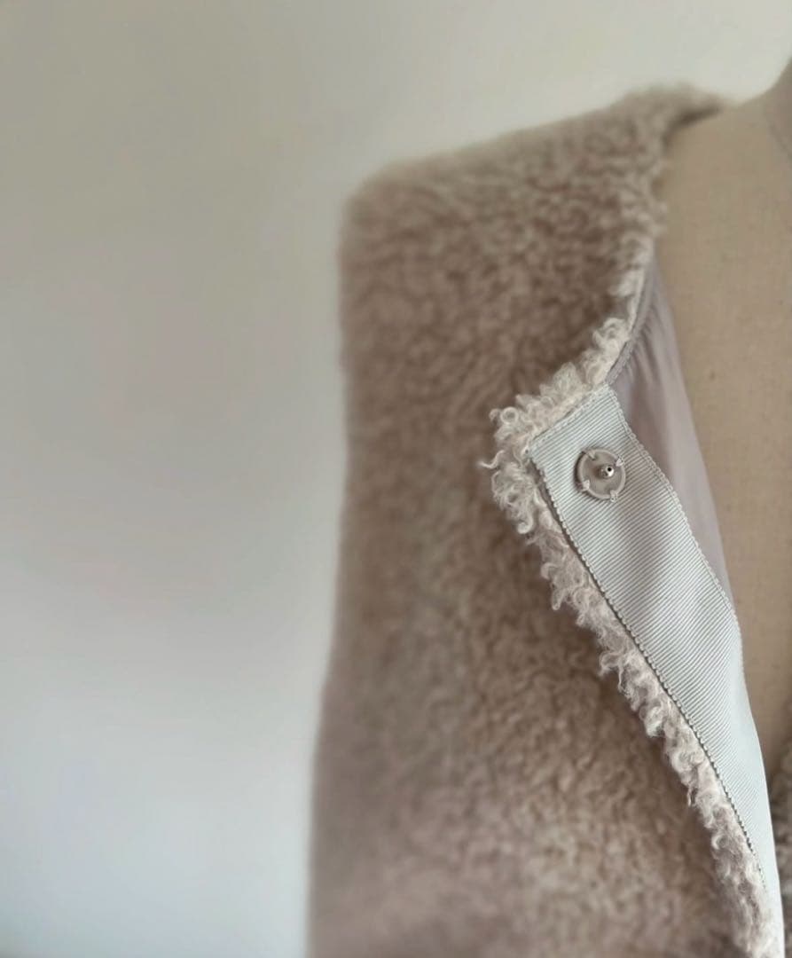 【美品】JULY NINE ファーベスト　Mサイズ