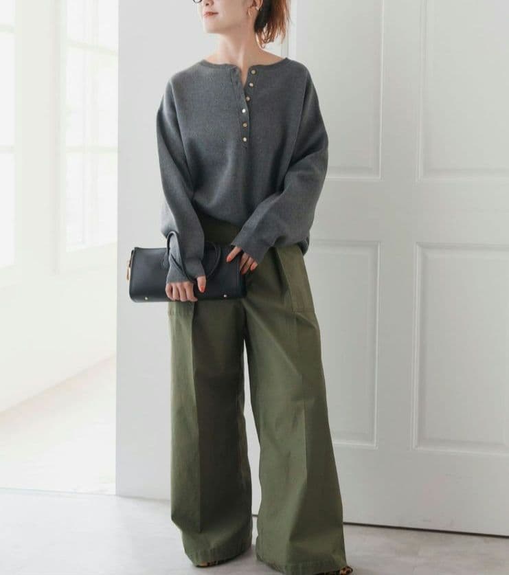 近々取下げ予定/Spick and Span カーキ ワイドパンツ 36サイズ