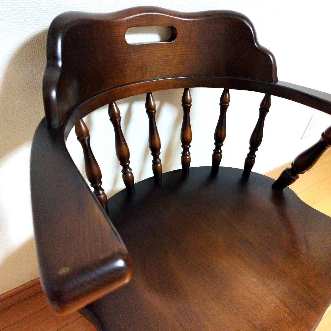 ◯飛騨産業 肘付ダイニングチェア【キツツキマーク】