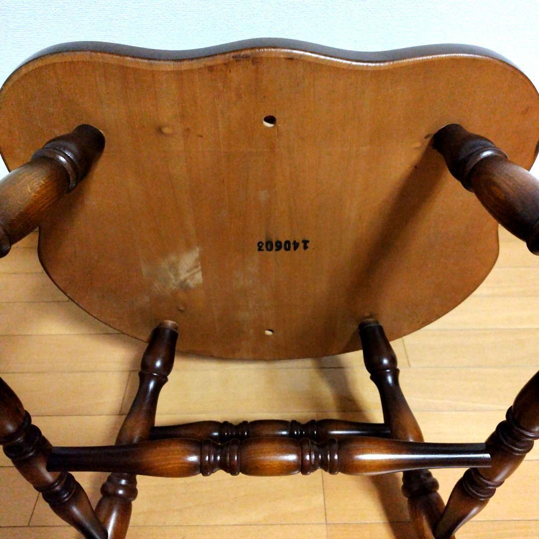 ◯飛騨産業 肘付ダイニングチェア【キツツキマーク】