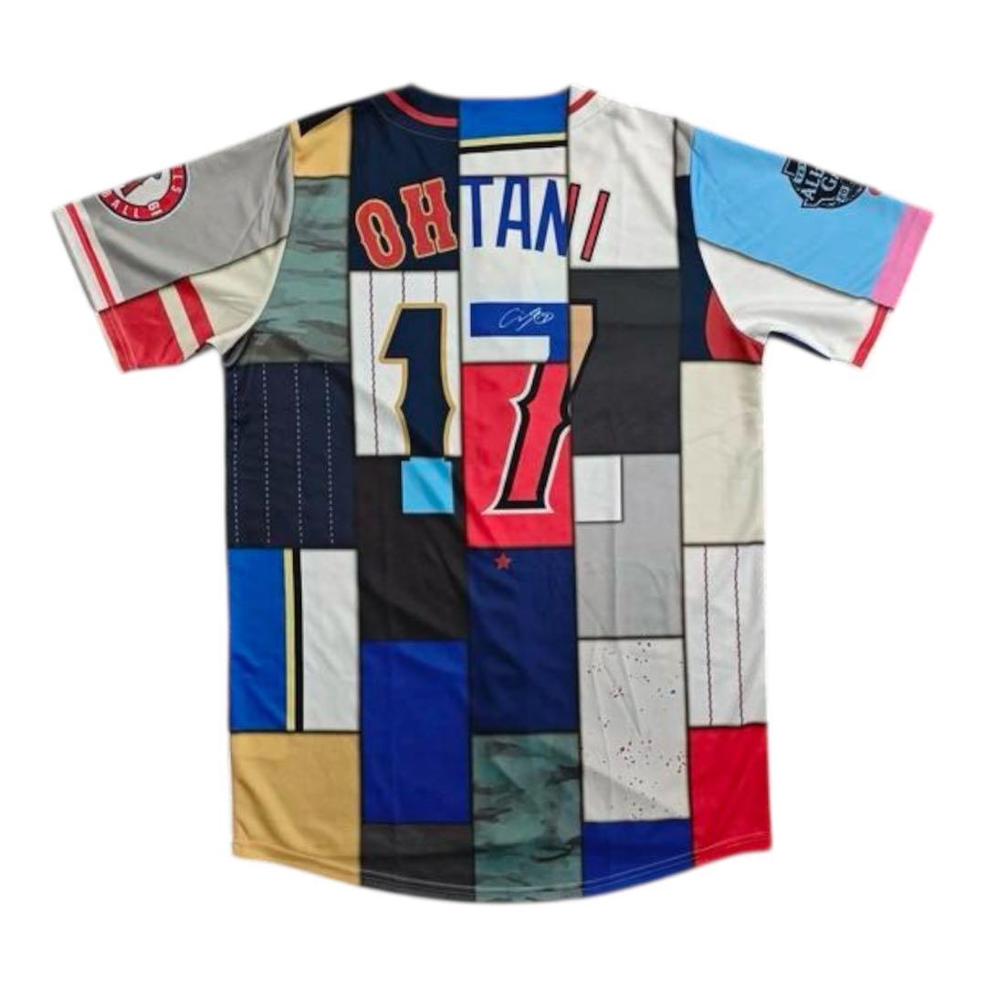 ふ*読様 非売品 大谷翔平 サインプリント歴代ミックスユニフォーム　ドジャース