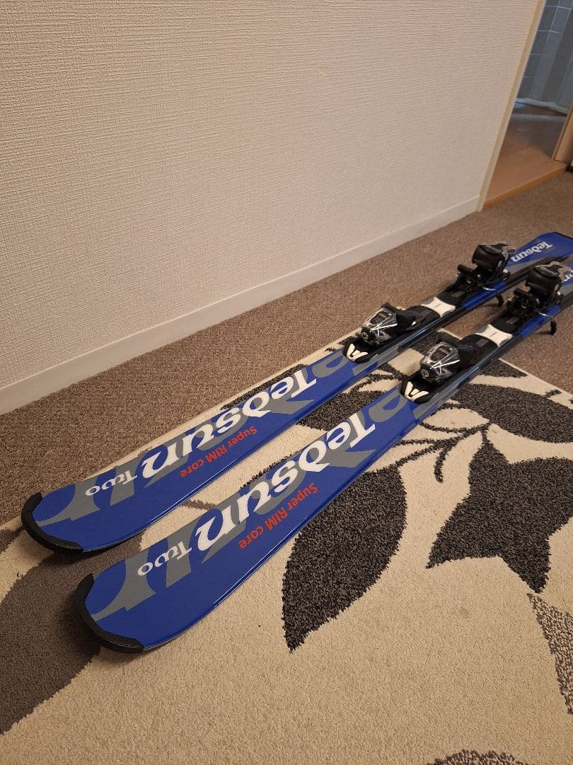 極美品 Swallow スワロー スキー板 2023 TEDSUN2 153cm