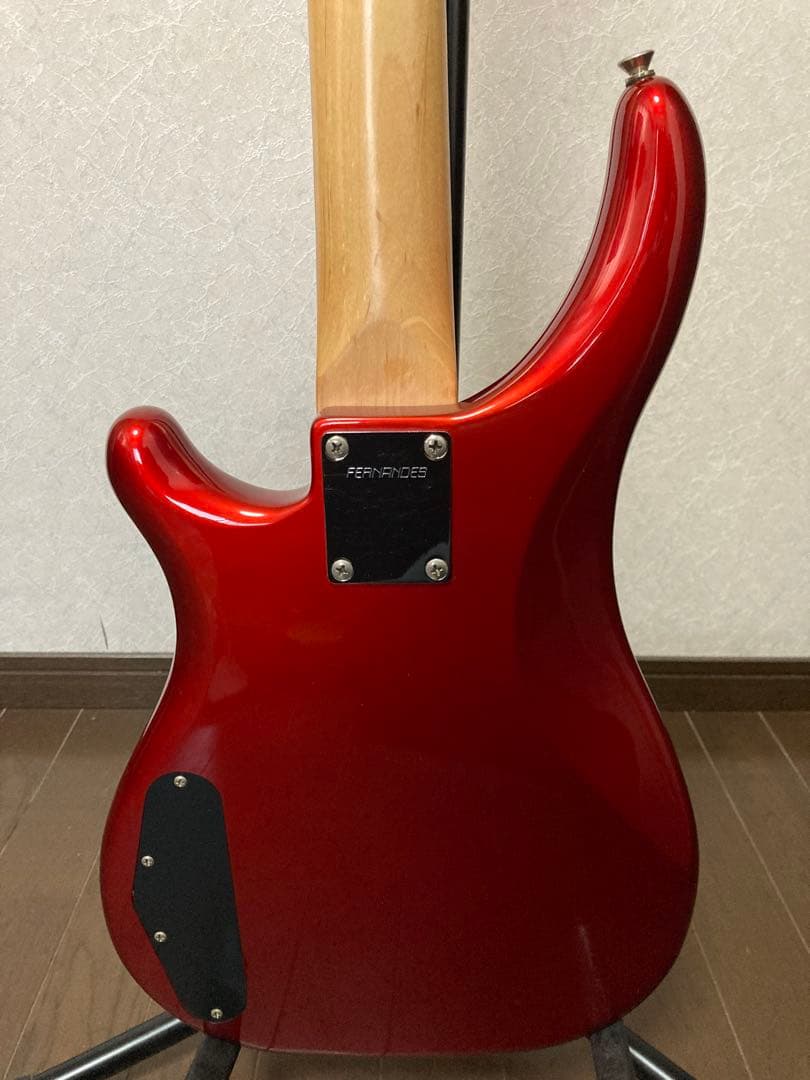 FERNANDES エレキベース レッド