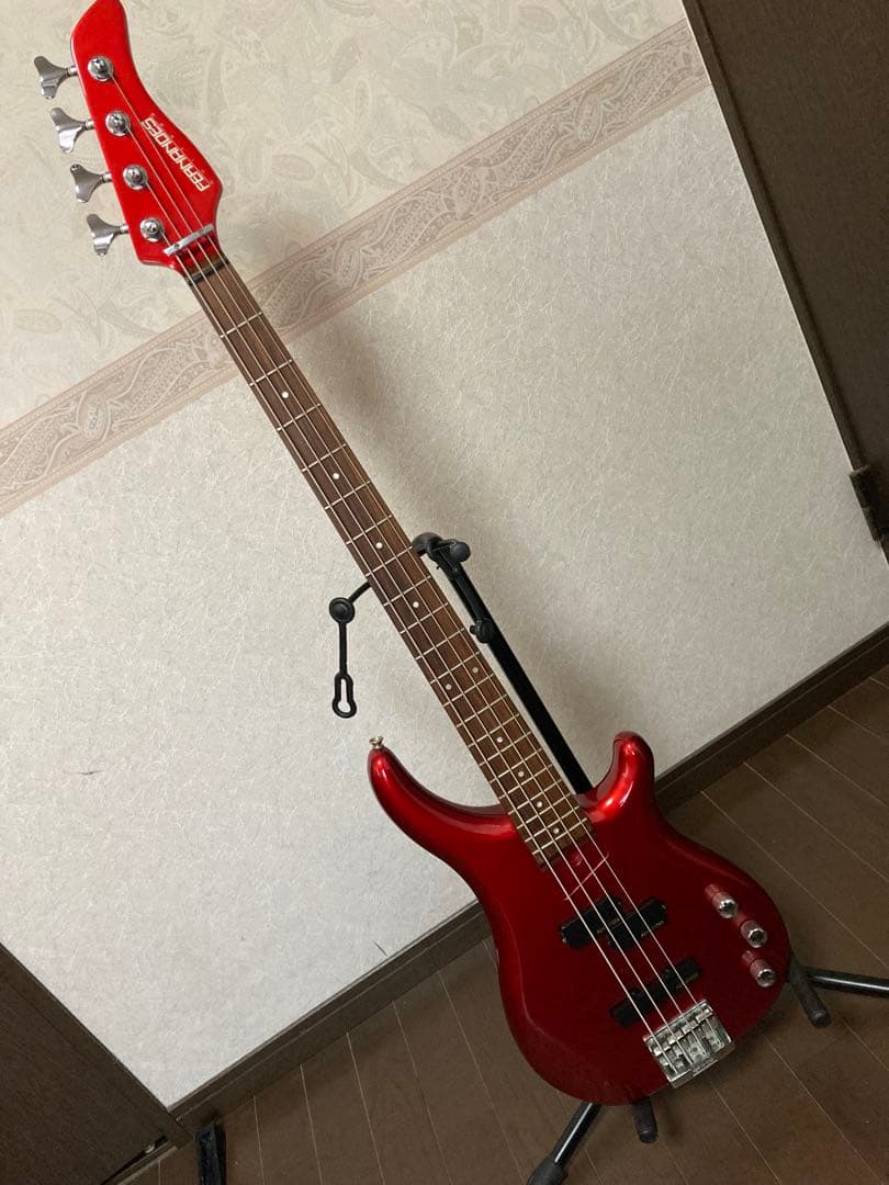 FERNANDES エレキベース レッド