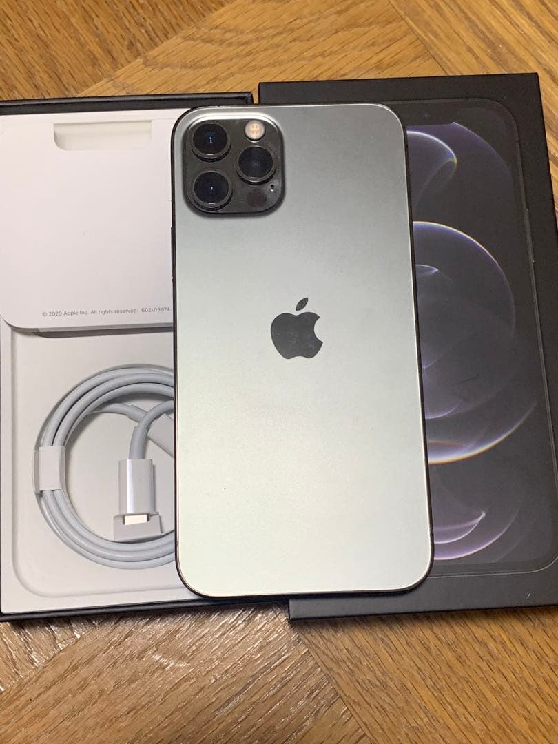 Apple iPhone 12 Pro 256GB 本体