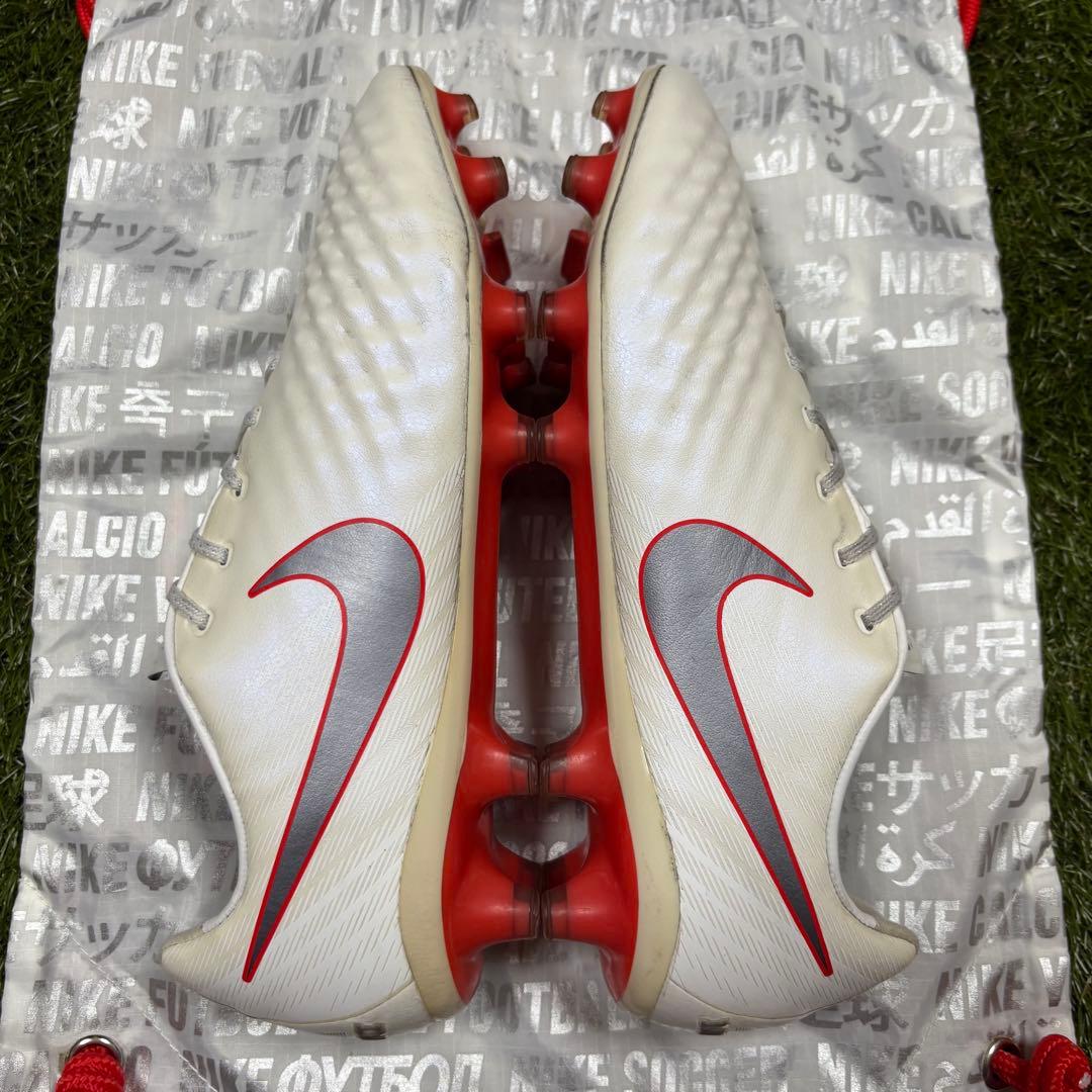 NIKE Magista Opus Ⅱ FG 28cm