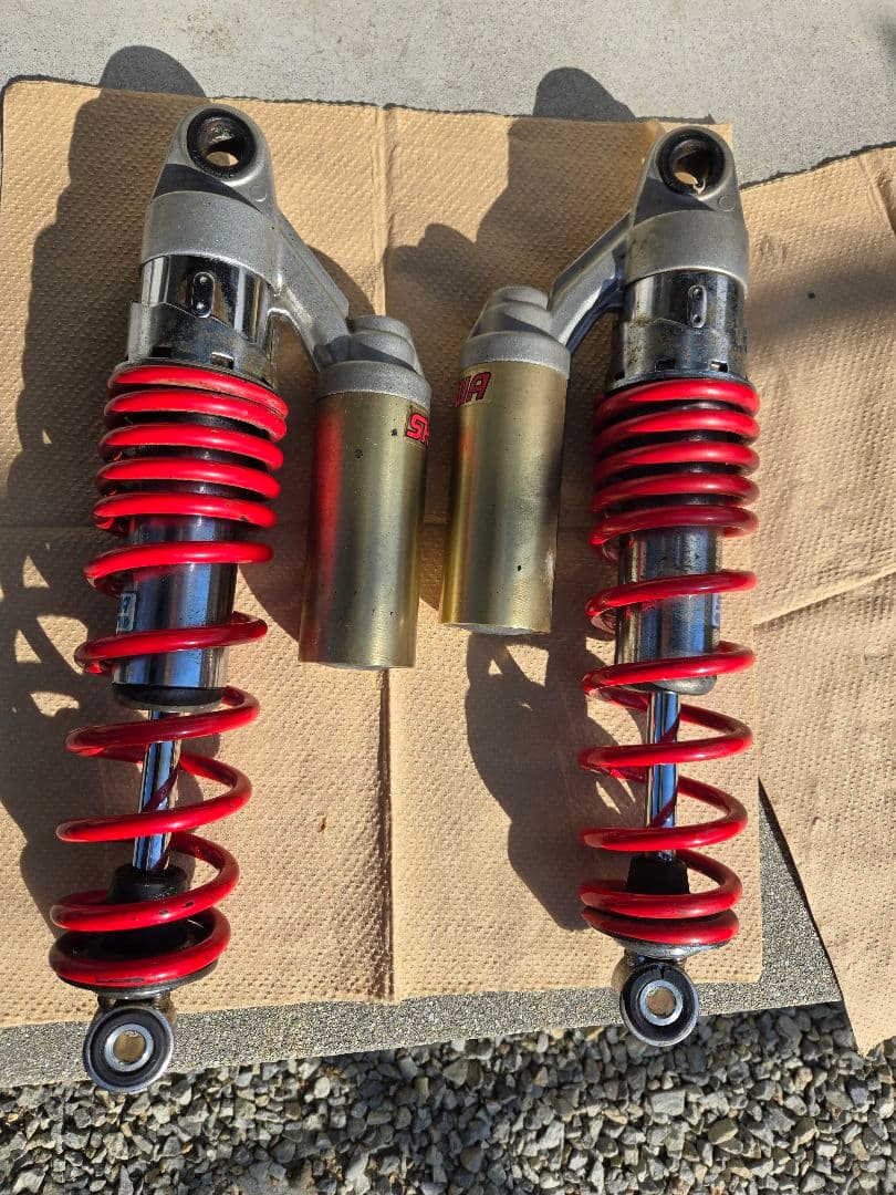 nc39純正リアサス(SHOWA)